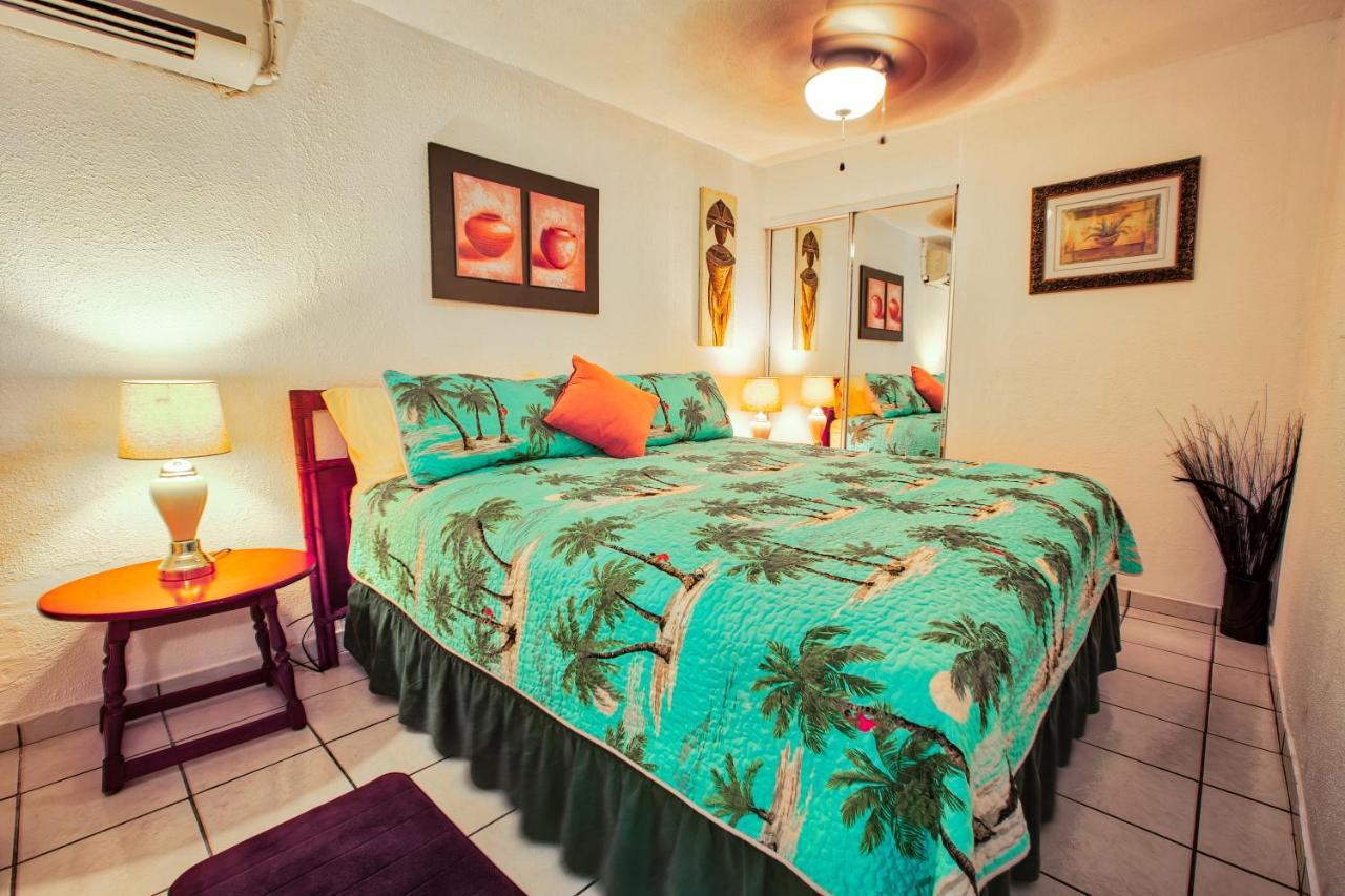 Coconut Palms Inn Ринкон Екстериор снимка