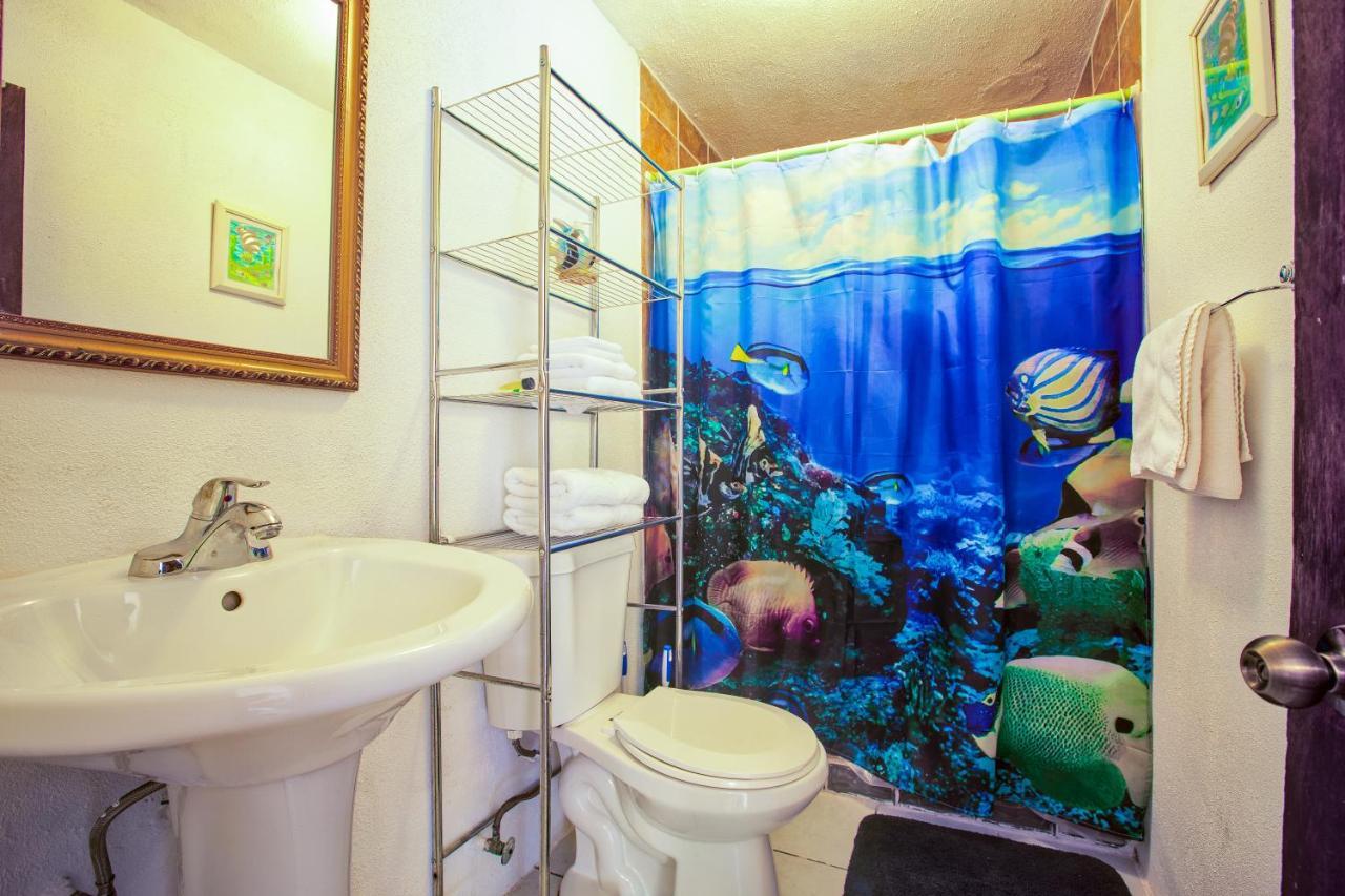Coconut Palms Inn Ринкон Екстериор снимка
